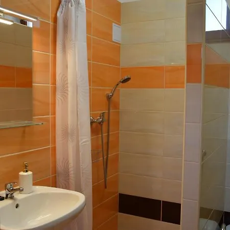 Hajnalsugar Apartman Lägenhet *