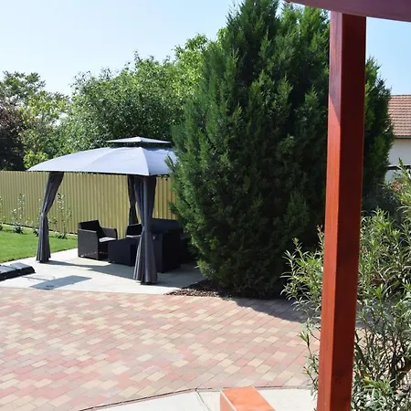 Hajnalsugar Apartman Hajdúszoboszló