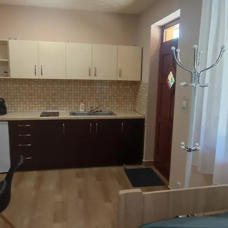 Hajnalsugar Apartman